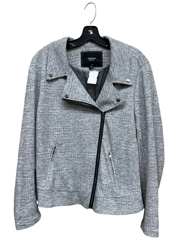 Blazer By Torrid In Grey, Size: 3x