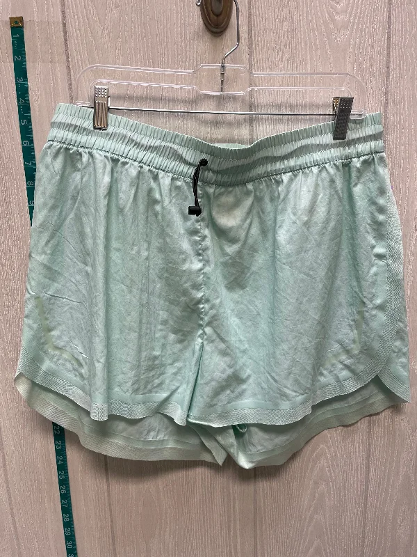 Green Shorts H&m, Size L