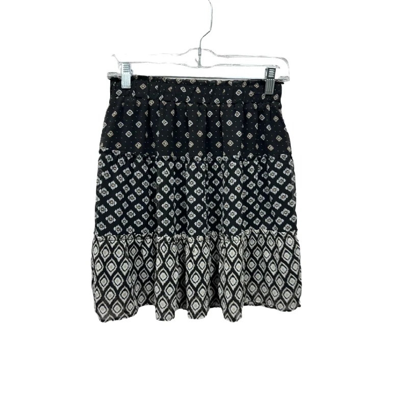 Skirt Mini & Short By Loft  Size: 2