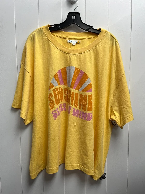 Top Short Sleeve By C And C In Yellow, Size: 3x