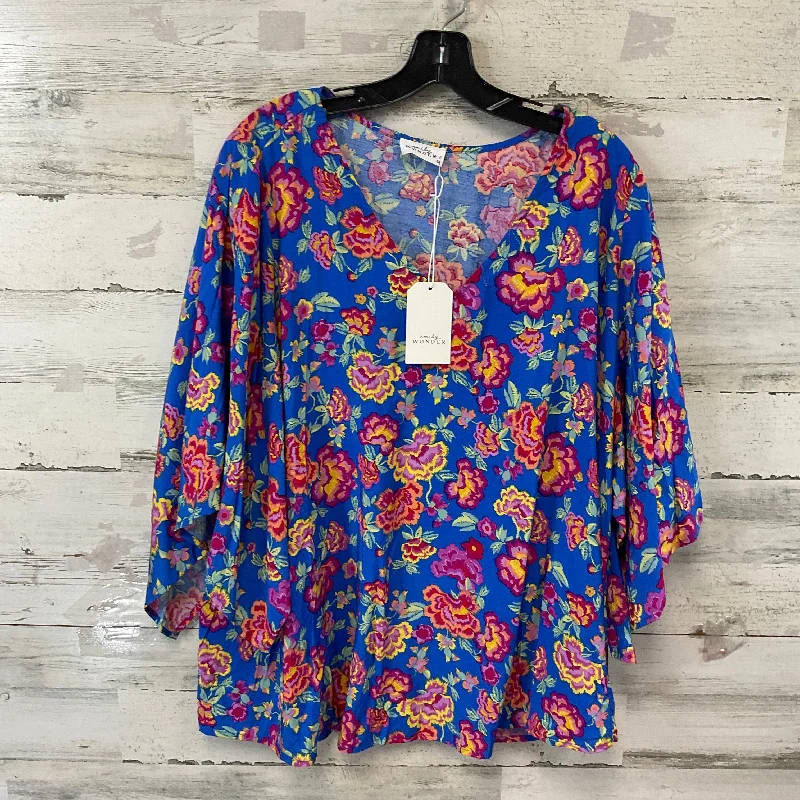 Top Short Sleeve By EMILY WONDER In Blue, Size: 2x